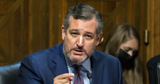 Ted Cruz is traveling out of Texas days before a winter storm is expected to hit | KUT Radio, Austin's NPR Station - Featured Image
