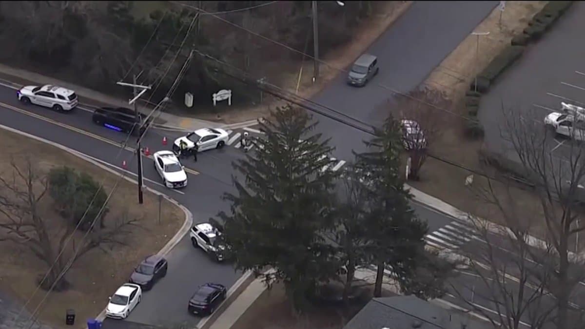 15-year-old girl killed in Silver Spring crash – NBC4 Washington - Featured Image