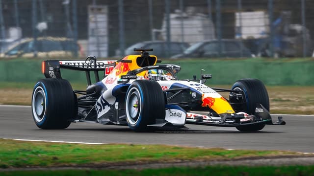 Racing Bulls VCARB03 Formula 1 2026 Car Filming Day at Imola Circuit! - Featured Image