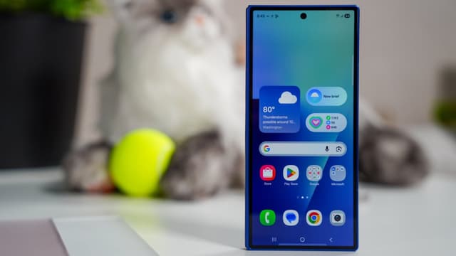 Living With a Samsung Galaxy Z Fold 7: The Most Useful Foldable I've Ever Tried | PCMag - Featured Image