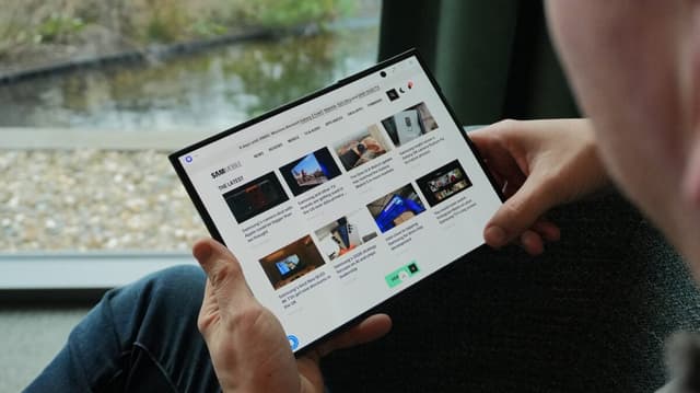 First case of Samsung Galaxy Z TriFold screen damage appears - SamMobile - Featured Image