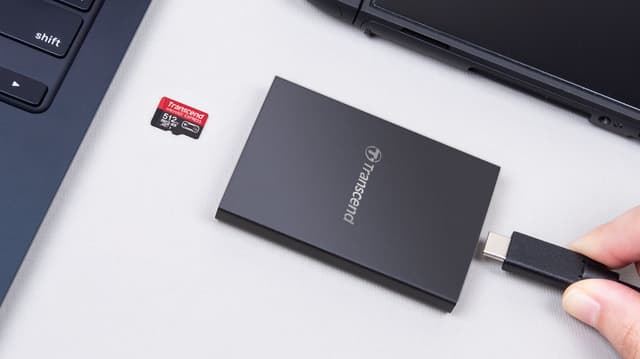 Transcend RDE3 microSD Express card reader promises SSD-like speeds over USB-C - Featured Image