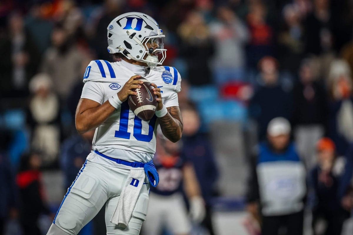 QB Darian Mensah to enter transfer portal despite signing 2-year contract with Duke - The Athletic - Featured Image