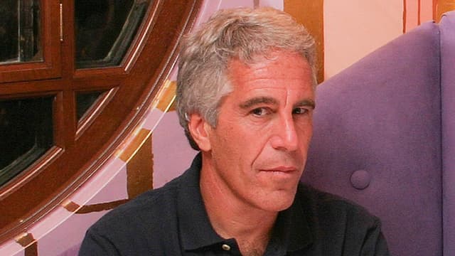 DOJ says names of two associates Epstein wired $100k and $250k to should stay secret - Featured Image
