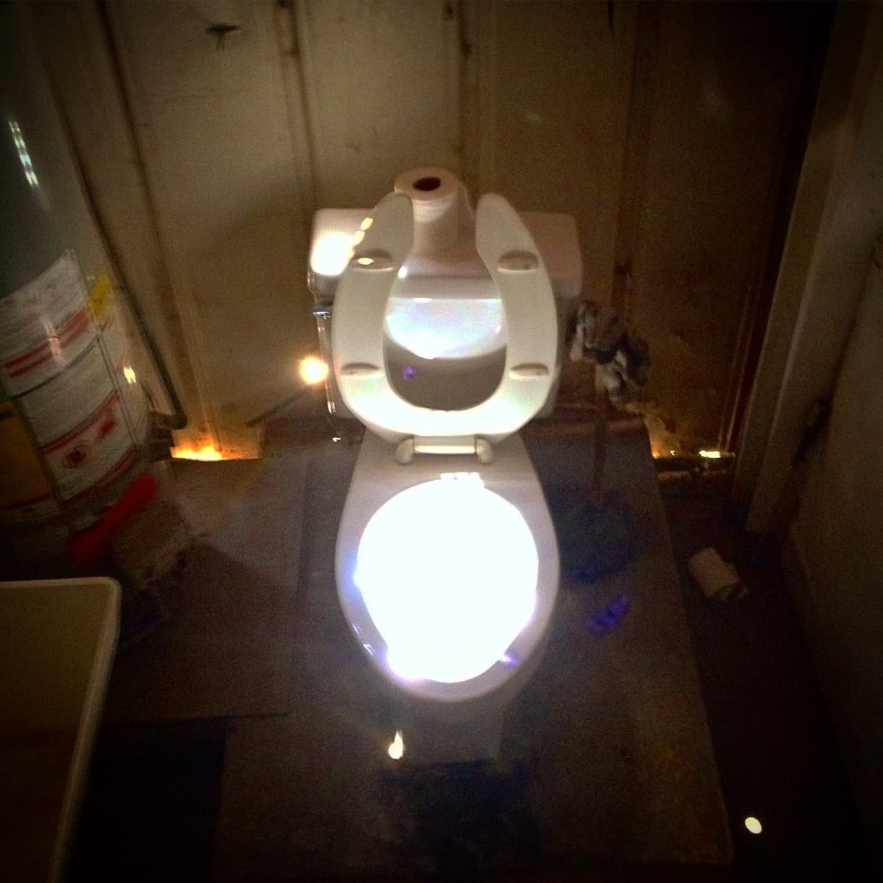 The steel yard shitter of the gods. - Image