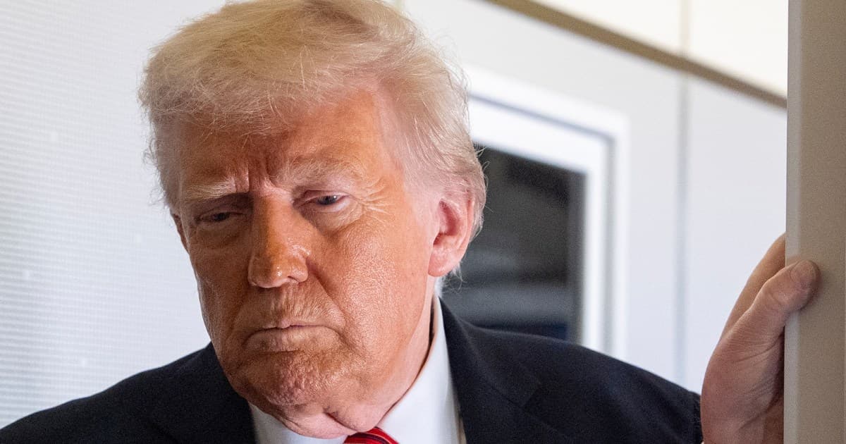 A Wave of New Polls Shows Trump’s Support Cratering Across the Board – Mother Jones - Featured Image