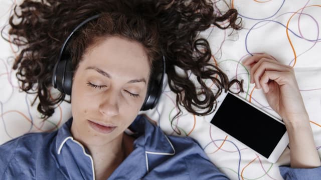 Your smartphone is quietly sharing your data overnight, NordVPN warns – here's how to limit it | TechRadar - Featured Image