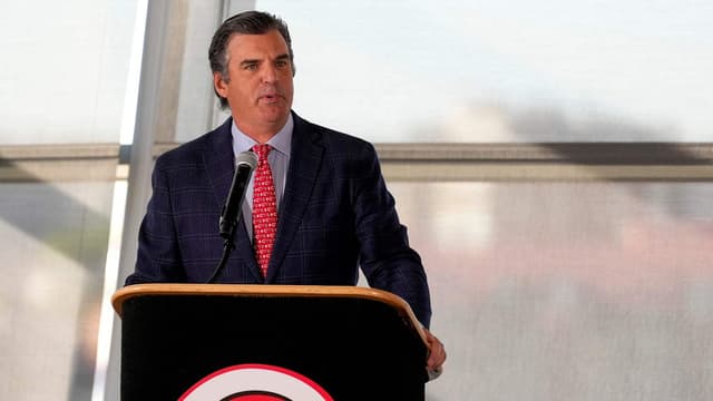 Cincinnati Reds CEO Phil Castellini Gets Booed at Xavier Basketball Game  - Featured Image