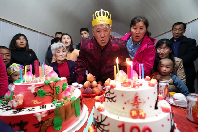 Meat may play an unexpected role in helping people reach 100 | New Scientist - Featured Image