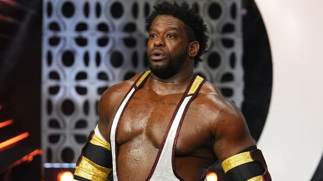 AEW's Powerhouse Hobbs Likely Bound For WWE - Featured Image