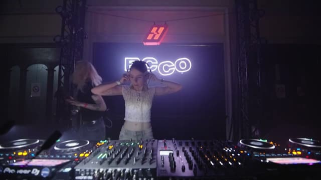 ÜBERKIKZ // BCCO x HOTMEAL @ Zenner, Berlin NYE 2024 - Featured Image