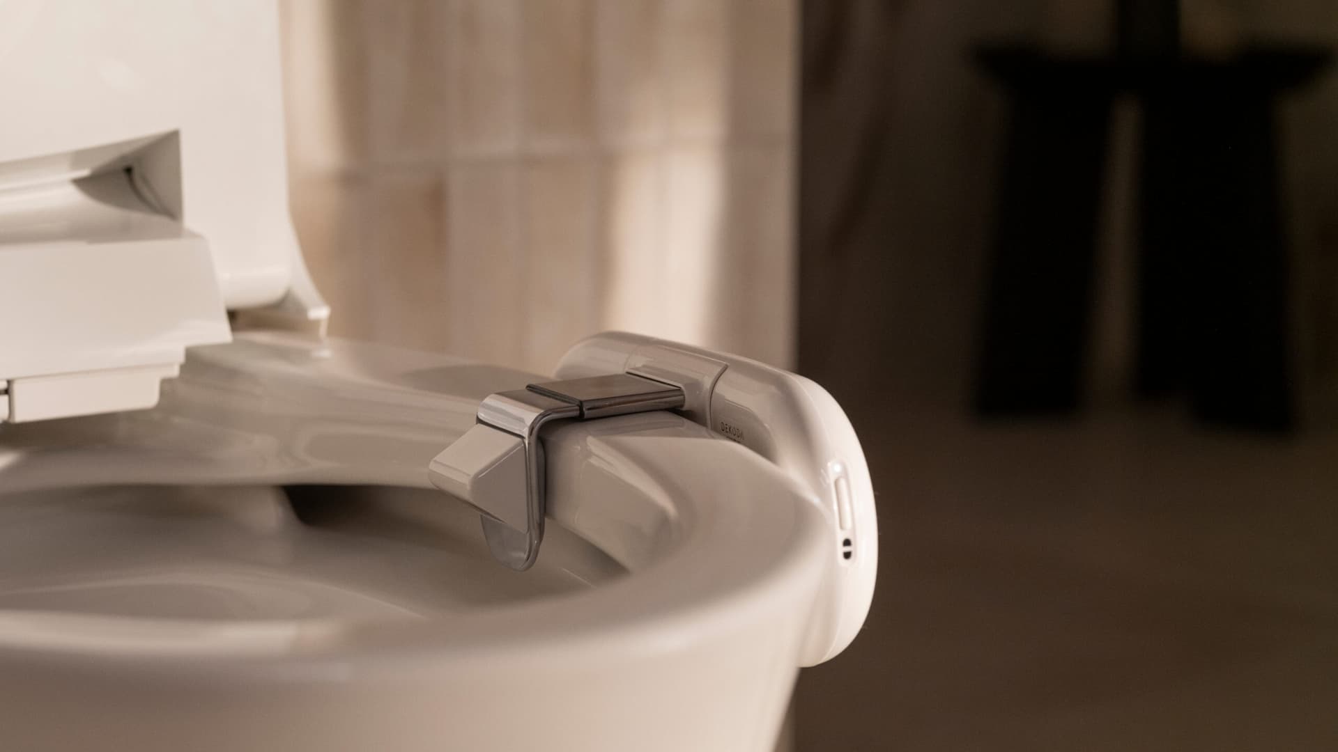 Engineer proves that Kohler’s smart toilet cameras aren’t very private - Featured Image