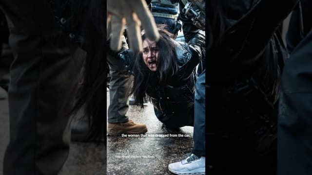 How We Photographed an ICE Confrontation in Minneapolis - Featured Image