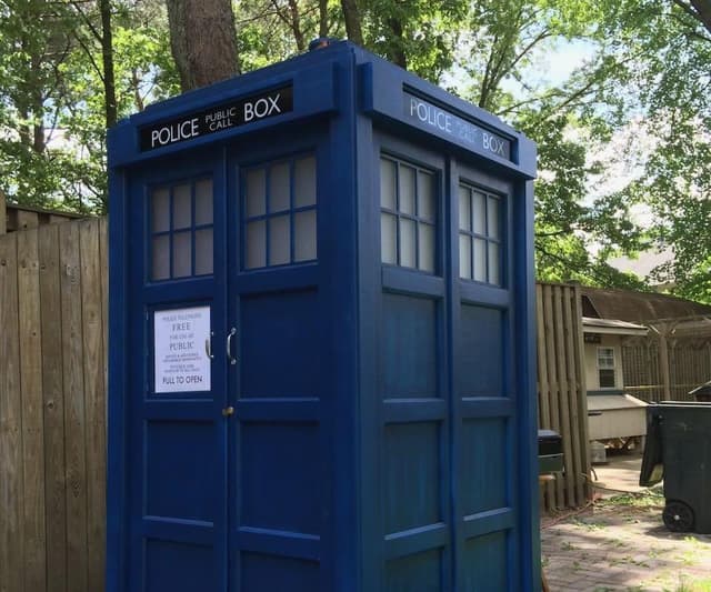 Your Own TARDIS : 12 Steps - Instructables - Featured Image